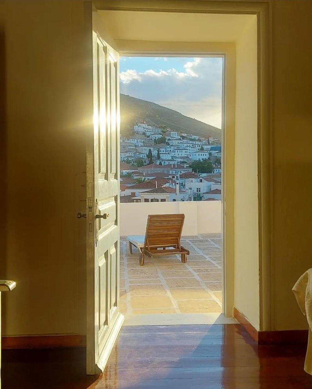 Christina'S Stone House Apartment Hydra  Exterior foto